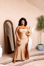 Load image into Gallery viewer, Golden Glimmer Cage Clutch