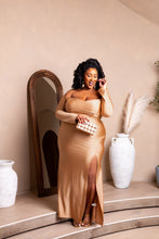 Load image into Gallery viewer, Golden Glimmer Cage Clutch