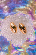 Load image into Gallery viewer, Gleamstone Golden Pearl Studs