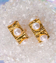 Load image into Gallery viewer, Golden Pearl Luxe Hoops
