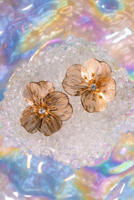 Load image into Gallery viewer, Steel Magnolia Studs - Gold