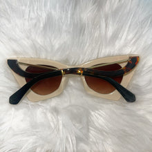 Load image into Gallery viewer, Hind Sight Shades (5 Colors)