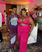 Load image into Gallery viewer, Partyn’Pink Sequins Pant &amp; Bralette Set
