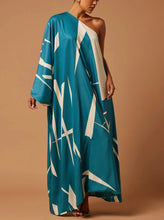 Load image into Gallery viewer, Patras Satin Kaftan - Teal
