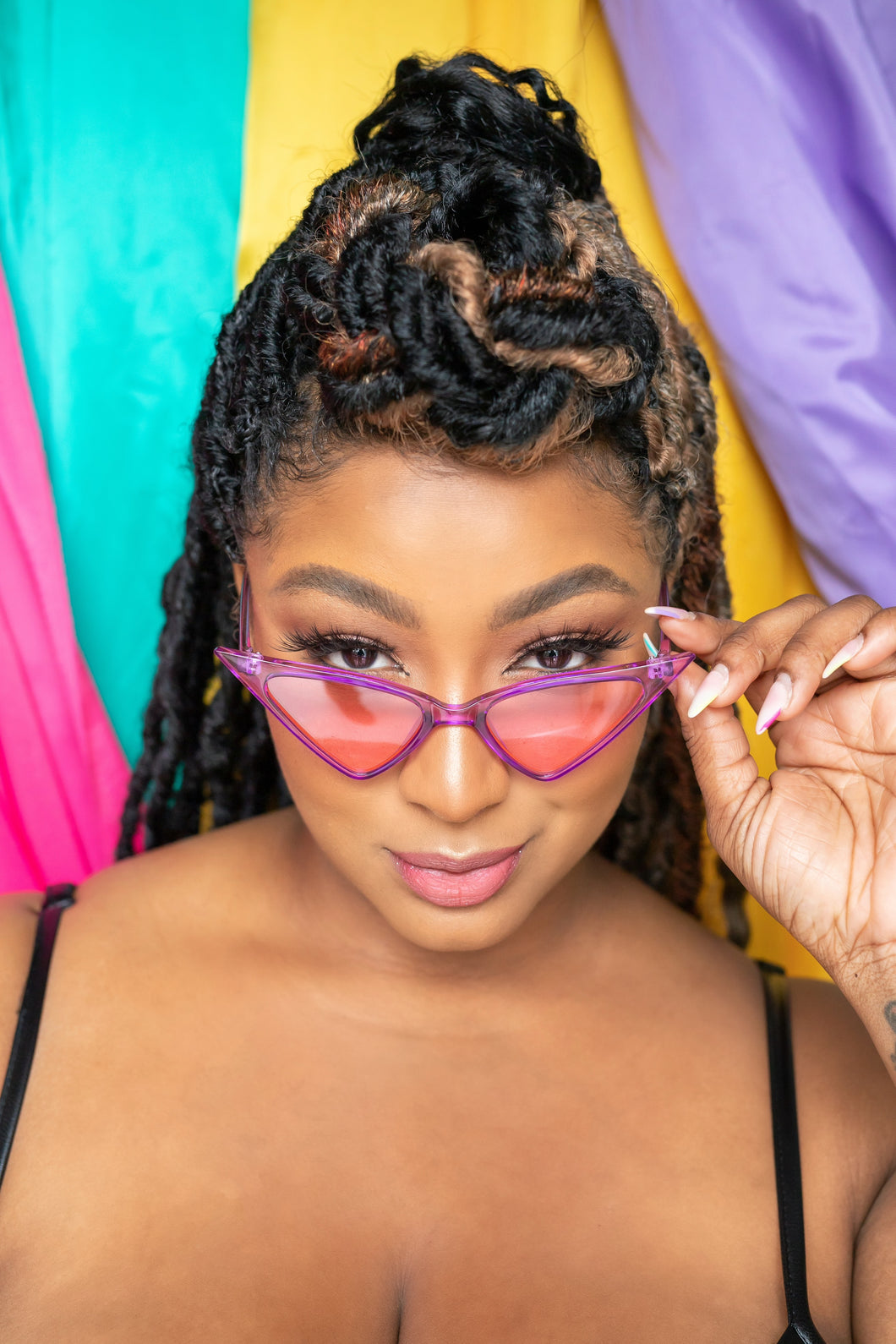 Extreme Cat Eye Sunglasses (5 Color Variants )